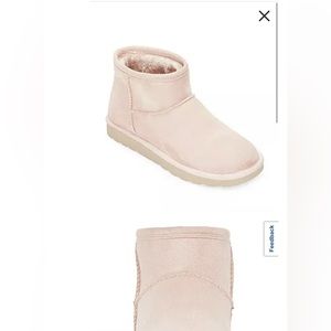 Arizona short winter boots with plush